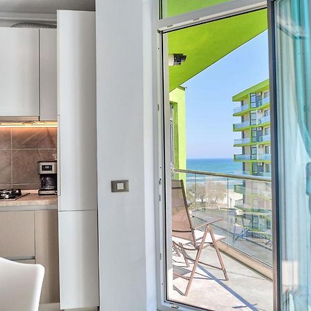 Sea Love Apt Spa N Pools Beach Resort Navodari Exterior photo
