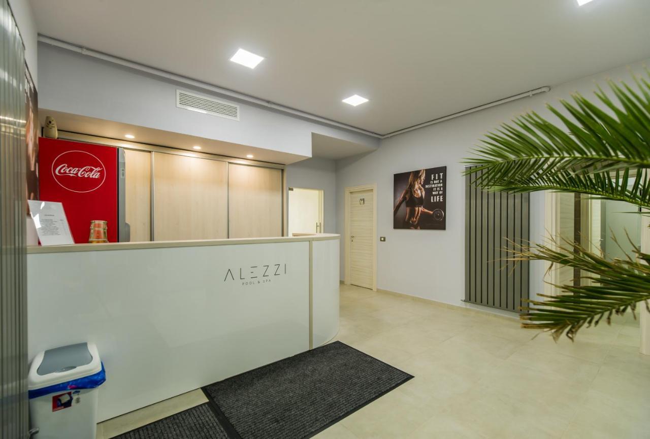 Sea Love Apt Spa N Pools Beach Resort Navodari Exterior photo
