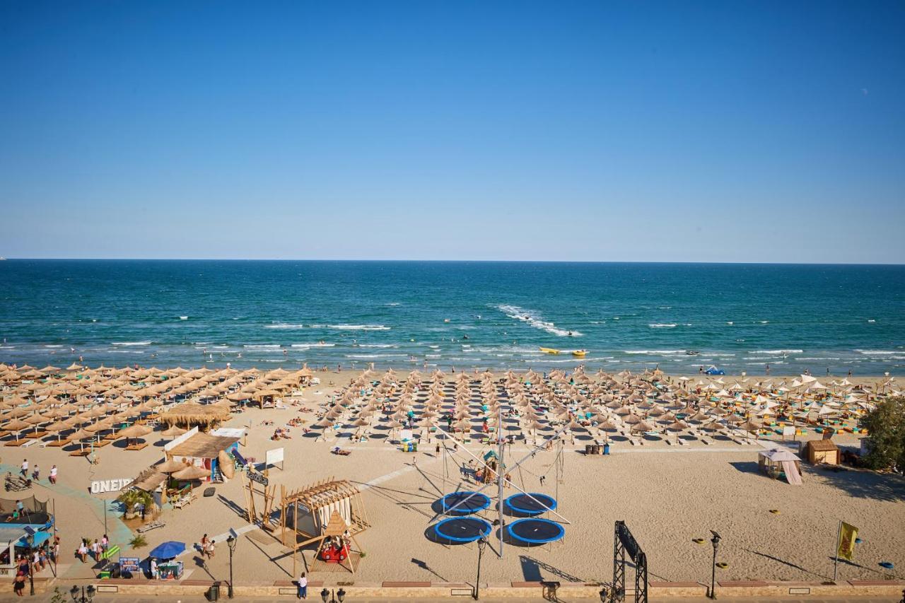 Sea Love Apt Spa N Pools Beach Resort Navodari Exterior photo